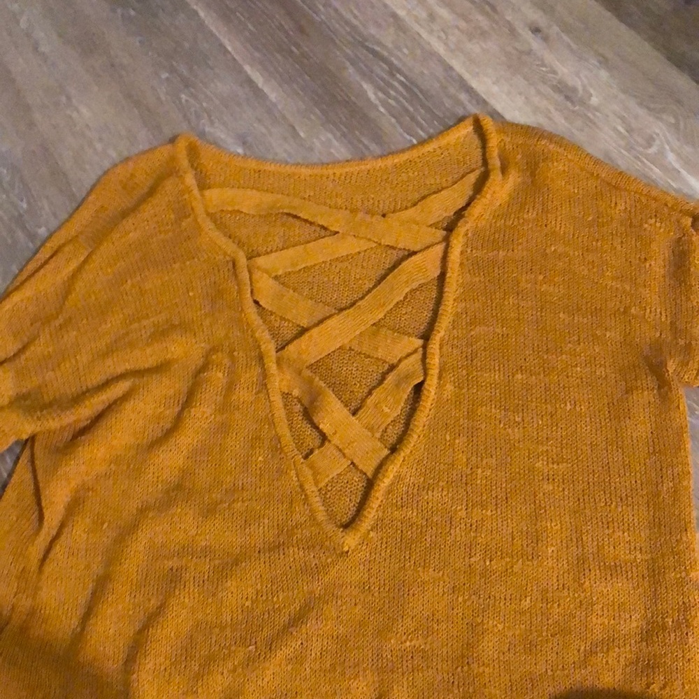 mustard yellow sweater - Picture 2 of 3